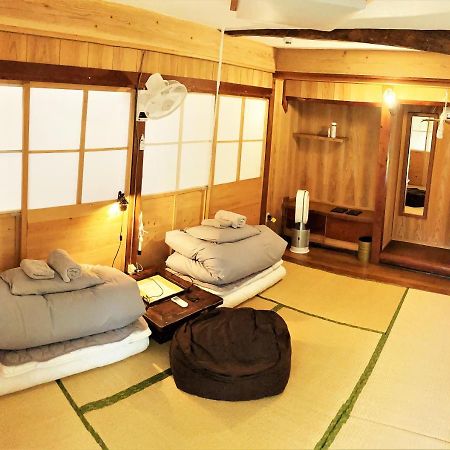 Setouchi  奄美ゲストハウス Hub A Nice Inn מראה חיצוני תמונה