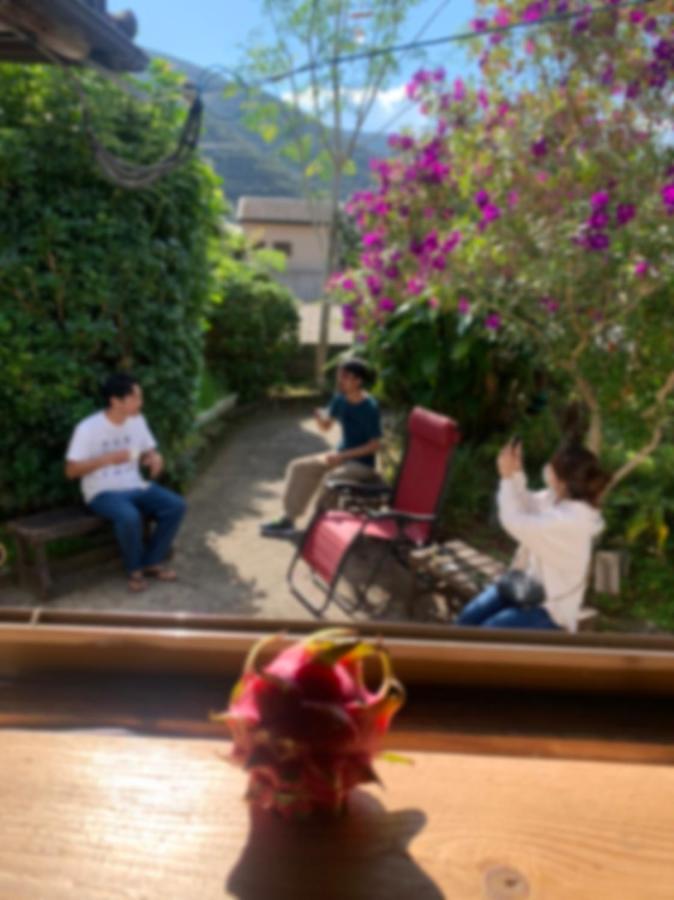 Setouchi  奄美ゲストハウス Hub A Nice Inn מראה חיצוני תמונה