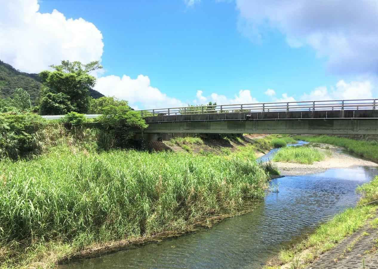 Setouchi  奄美ゲストハウス Hub A Nice Inn מראה חיצוני תמונה